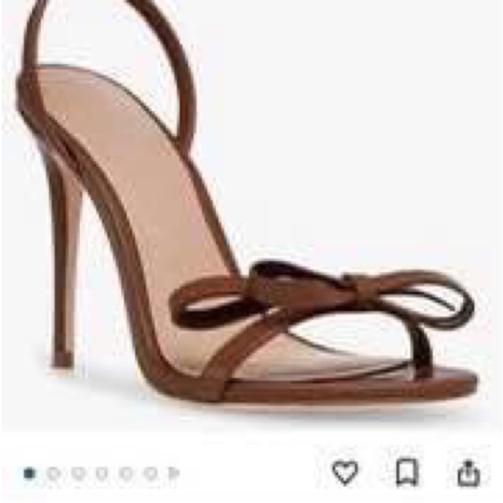 Women’s bowknot sandals size 7.5